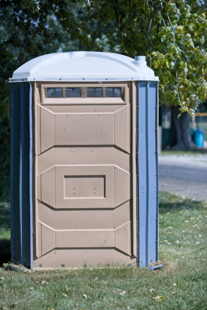 Best Luxury portable toilet rental  in Fairland, OK